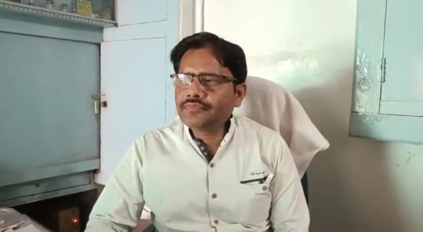 चंदौसी: शक्ति केंद्र संयोजक बीजेपी पदाधिकारी ने नितिन गडकरी के बयानों को लेकर की टिप्पणी #नितिन_गडकरी #कांग्रेस