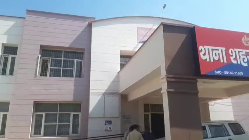 डबवाली: डबवाली अनाज मंडी में विटा बूथ से देसी घी व हजारों रुपए की नकदी की हुई चोरी #dabwalinews #अपराध #चोरी #क्राइम