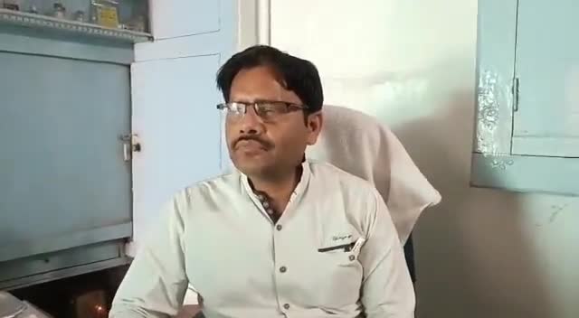 चंदौसी: बीजेपी नेता टीएस पाल ने स्कूल व काॅलेज में धार्मिक गतिविधियों को बताया गलत #क्लास रूम में नमाज