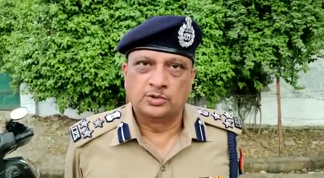 #थाना_अछनेरा क्षेत्र में हुई व्यापारी से लूट के संबंध में #dig_ssp_AGRA द्वारा दी गई बाइट...