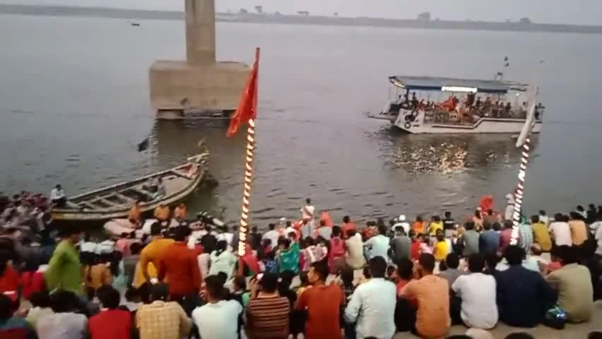 गंगा घाट मे शाम को #भजन