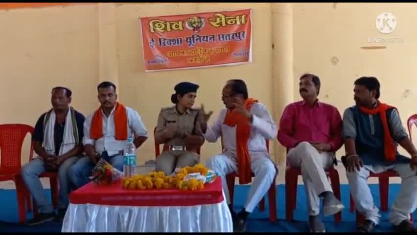 छतरपुर नगर: मोटे के महावीर में शिवसेना ई-रिक्शा यूनियन की हुई बैठक, यातायात प्रभारी ने चालकों को दिए दिशा निर्देश
#यूनियन