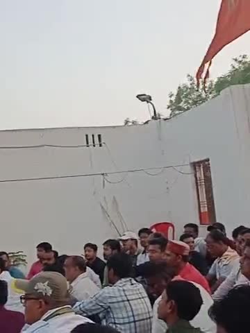 केराकत: श्री राम नवमी सोभा यात्रा के लिए सारे संस्थाओं में आज बैठक की गई जिसमे हमारे काफी  राम भक्तो ने उपस्थिति द #jaunpurnews