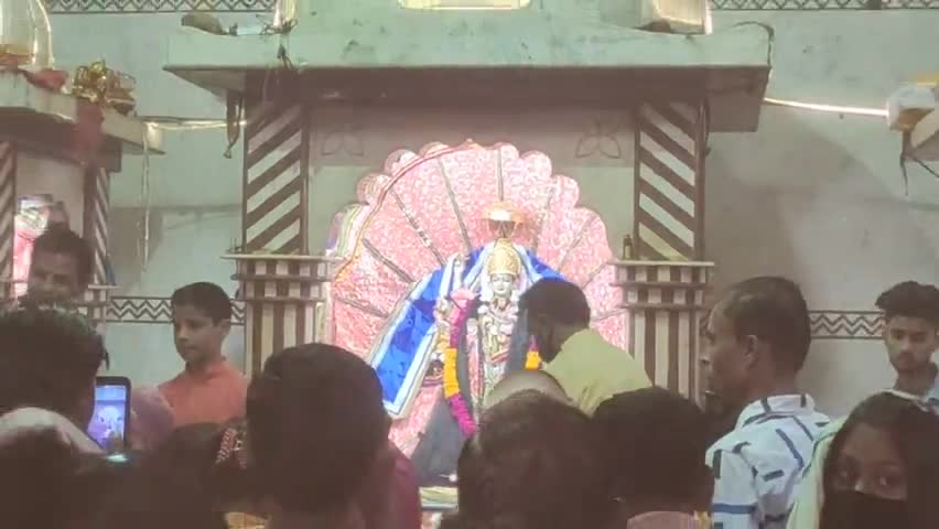 कटनी नगर: चैत्र नवरात्र के दूसरे दिन जालपा मंदिर में भक्तों ने किये माँ के दर्शन,लिया माँ का आशीर्वाद
#jalpamandir
#katninews