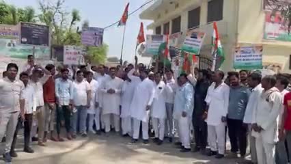 #नूह_मेवात: नूह में पेट्रोल, डीजल, रसोई गैस कि रोज बढ़ती किमतो व आसमान छूती महगाई के खिलाफ विरोध प्रदर्शन
#Ashfaq_Khan