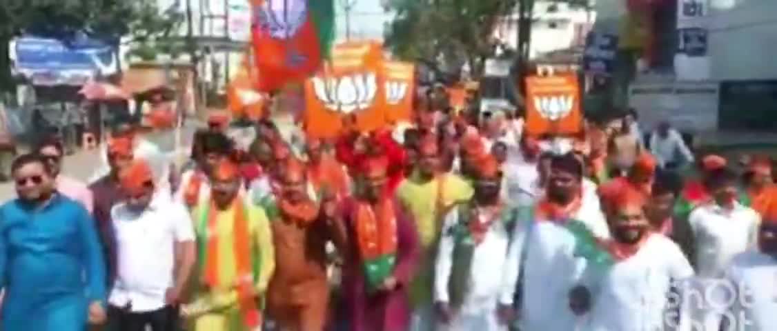 विश्व के सबसे बड़े राजनीतिक दल #भारतीय_जनता_पार्टी के #42वें_स्थापना_दिवस के अवसर पर पार्टी ज़िला अध्यक्ष बदायूँ उत्तर प्रदे श्री राजीव कुमार गुप्ता जी के नेतृत्व में शोभायात्रा में उपस्थित रहा। 
#SthapnaDiwas