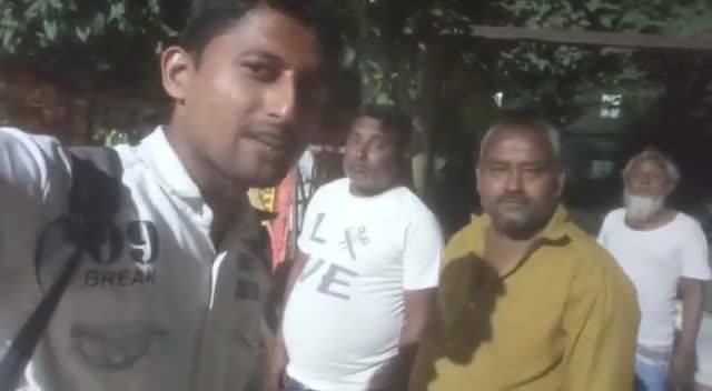 बहराइच:मोहल्ला ढपालीपुरवा के लोगों ने बताई अपनी समस्या,हमारे मोहल्ले में मच्छर वाली दवा का छिड़काव नहीं हुआ
#नगर_पालिका
