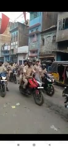 आरा: #राम नवमी #जुलूस में व्यवस्था को लेकर शहर के विभिन्न इलाकों में रोड पर डीएम, एसपी के नेतृत्व में किया गया फ्लैग मार्च