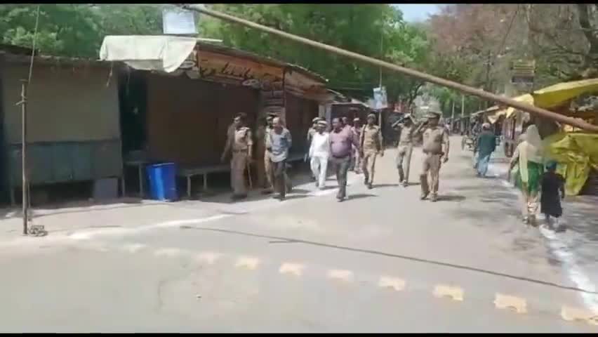 ज़मानिया: जमानियां ब्लॉक परिसर में कड़ी सुरक्षा व्यवस्था के बीच उत्तर प्रदेश विधान परिषद चुनाव के लिए शुरू हुआ मतदान #MLC_चुनाव