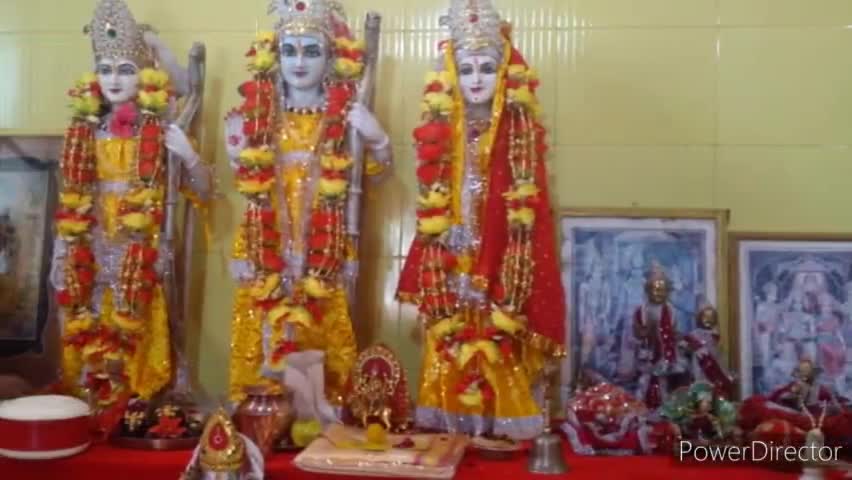नाहन: नाहन#कच्चा टैंक स्थित श्री रघुनाथ मंदिर में महिला मंडल ने किया रामायण के सुंदरकांड का पाठ##