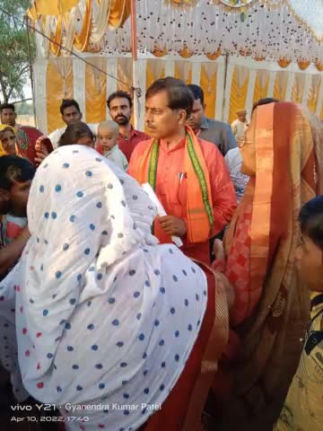 #मऊगंज_विधानसभा

ग्राम पंचायत बरांव में श्री हीरागिरी संत सम्मेलन कार्यक्रम में शामिल हुआ !