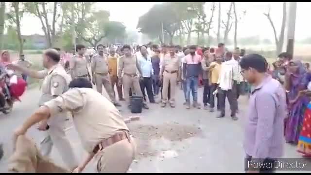 #नानपारा: भीषण सड़क हादसे में चाचा भतीजे की मौके पर मौत पत्नी पुत्र व एक अन्य घायल