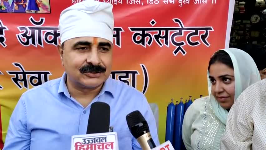 छोटे साहिबजादे ऑक्सीजन #सेवा #कांगड़ा के प्रमुख जसप्रीत सिंह सोनू ने उनकी दुकान पर #बैसाखी के उपलक्ष में रखा पाठ।