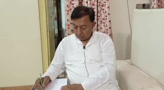 कन्नौज: कांग्रेस नेता विवेक नारायण ने BJP सांसद के कृषि कानून वापस लाने के दावे पर कहा-PM दें स्पष्टीकरण #कृषि_कानून