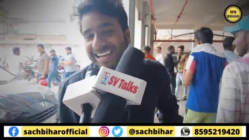 पटना ग्रामीण: Patna में KGF-2 देखने वालों का रिएक्शन देखिए, सिनेमा हॉल ने नाचते हुए निकलें रॉकी भईया के फैंस 
#kgfchapter2 #kgf2