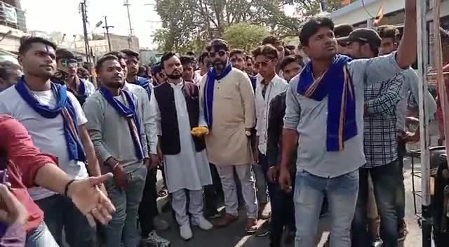सागर गौरझामर में बाबा साहेब अम्बेडकर जी की रैली में शामिल हुआ। #komal_ahirwar 
#asp_kanshiram