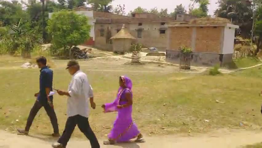 परसा: गावों में नल जल योजनाओं कि हो रही जांच।
ये दृश्य परसौना परसा (छपरा) का है।जो आज जांच हुई है।#परसा #Dmsaran#sdmsaran#news