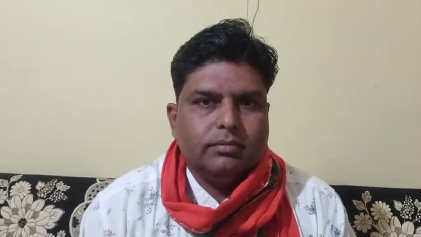 पोहरी: BJP नेता आशुतोष ने पाठ्यक्रम में गीता-रामायण को शामिल करने पर कहा-बच्चों को इतिहास की जानकारी होना जरूरी #गीता