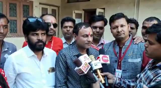 #शामगढ़
 प्रदेशिक सम्मेलन में पत्रकार मीडिया परिषद के यशस्वी प्रदेश अध्यक्ष डॉ राधेश्याम व्यास ने क्या कहा सुने।