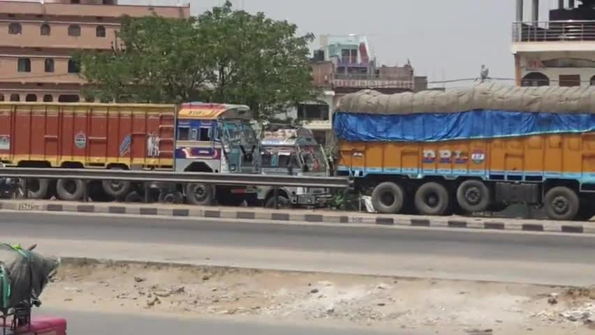 अधौरा: highcourt decision on truck ban
#bihartimes 
#biharnewsheadlines 
#truckunion 
#patna_bihar_news 
#jduonline #rjd4kochad