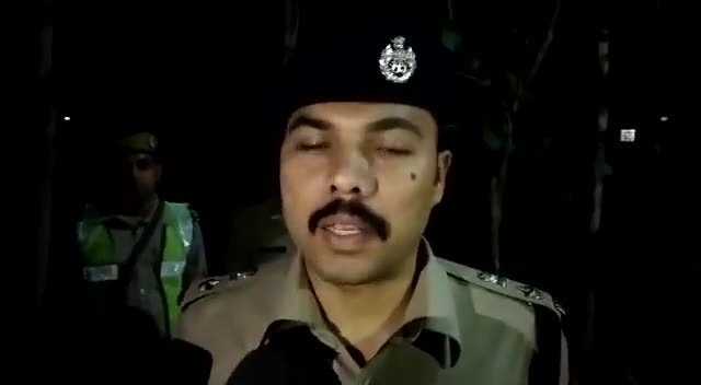 #वायरल#वीडियो
#गोरखपुर
खोराबार के रायगंज मे हुए ट्रिपल मर्डर के बाद@
#sspgorakhpur #vipintanda
#gorakhpur-polce
#रविराज@