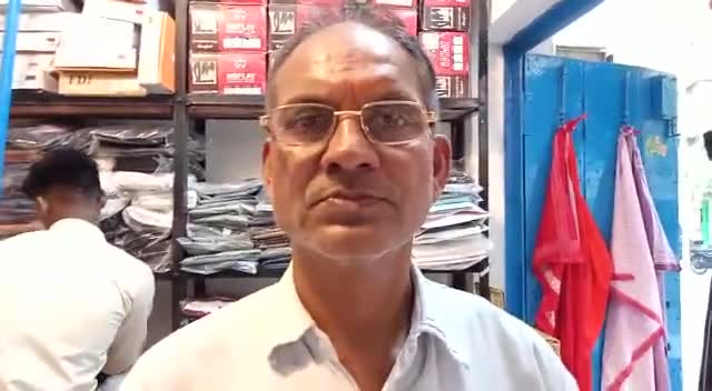 बलिया: व्यापार मंडल के प्रदेश महासचिव विजय गुप्ता बोले-छोटे लेनदेन के लिए डिजिटल पेमेंट की कोई आवश्यकता नहीं #ऑनलाइन_पेमेंट