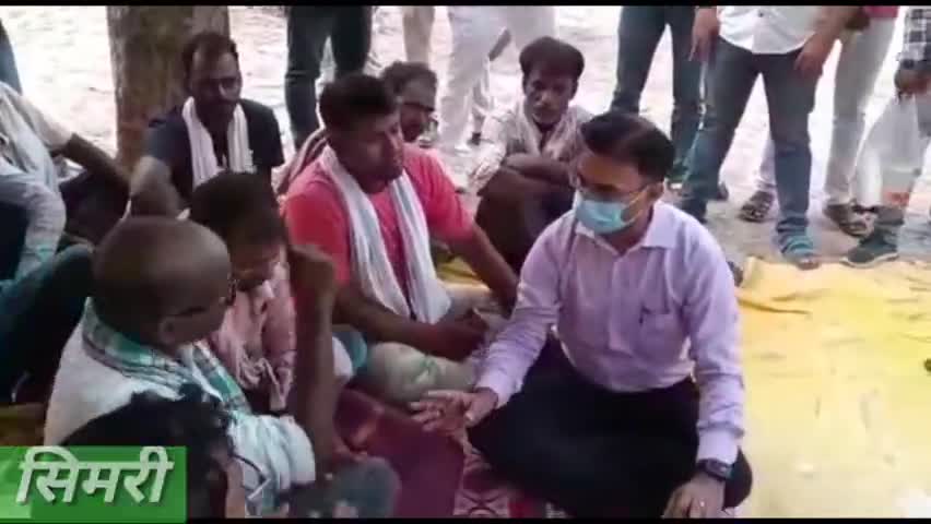 सिमरी: बक्सर जिला के सिमरी प्रखंड परिसर में न्याय के लिए युवक किया  था भुख हड़ताल।#buxar#buxarbihar