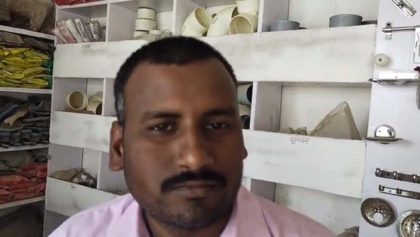 मुसाफिरखाना: बिजली कटौती के मुद्दे पर शख्स ने कहा - ये अधिकारियों की लापरवाही है या योगी सरकार को बदनाम करने की साजिश #बिजली_कटौती