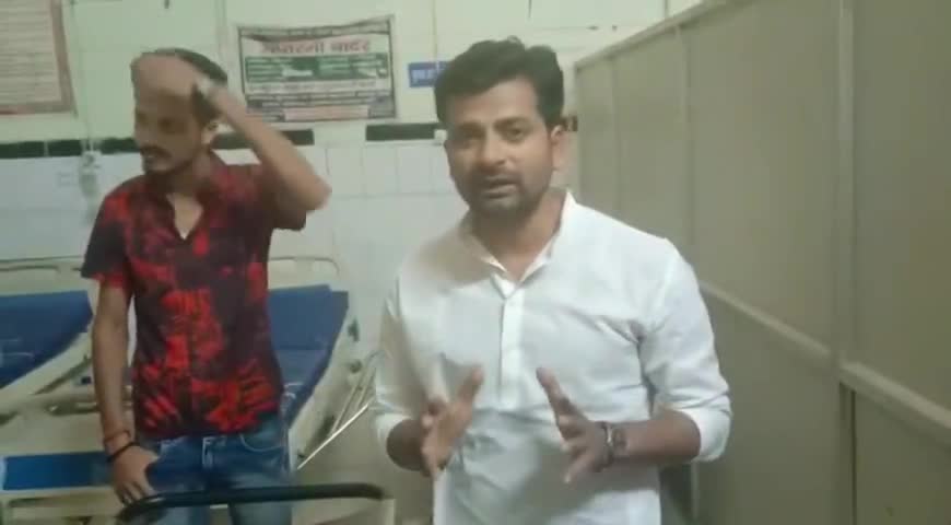 #ऑक्सीजन प्लांट की सच्चाई खुद देख लीजिए। 
सिविल सर्जन जी जांच अपने सिस्टम का कराइए अनिकेत के खिलाफ नही ।