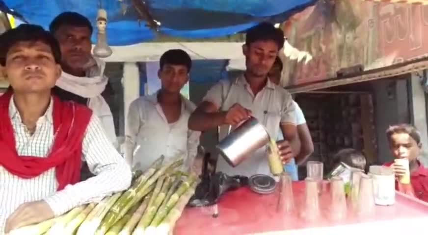 इकौना: मौसम विभाग द्वारा जारी ऑरेंज अलर्ट पर लोगों ने कहा- तेज गर्मी होने के बाद भी प्रशासन ने नहीं की प्याऊ की व्यवस्था #लू