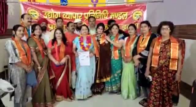 इटावा: रोस्टर के अनुरूप विद्युत आपूर्ति ना होने से व्यापारियों का हो रहा है नुकसान विमला यादव@#व्यापार #संघटन