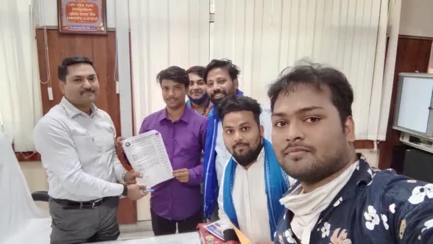 #DmcNarela #DCरंजीत_सिंह_जी को ज्ञापन पत्र #दीनाभाना_कर्मचारी_फेडरेशन सहबद्ध #भीम_आर्मी ने दिया और समस्या के बारे में बताया! 
#north_mcd
#NorthDmc 
#triloklucky https://t.co/PrFthJ5WWa