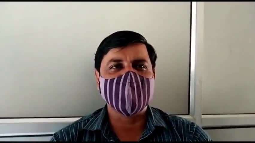 बस्ती: लोगों ने कहा- अभी कोरोना गया नहीं, हमें सार्वजनिक जगहों पर मास्क लगाना चाहिए #मास्क