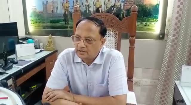 #DIG_SSP आगरा द्वारा #थाना_सिकंदरा में ऑनलाइन सट्टा करने वाले 06 अभियुक्त गण की गिरफ्तारी के संबंध में दी गई बाइट...