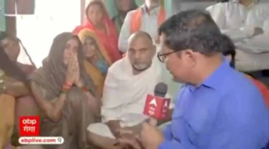 मृतक निशा यादव की माँ ने कहा कि अब न्याय की लड़ाई में #Akhilesh_Yadav  ही मात्रा एक सहारा हैं।