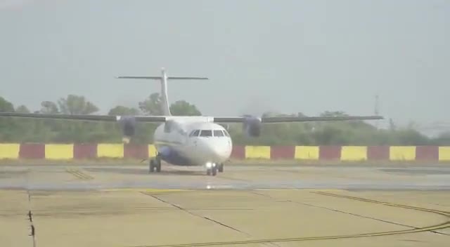 जगदलपुर : पहली बार पहुंची बस्तर इंडिगो की फ्लाइट जवान को लेकर जाएगी दिल्ली...
#news #jagdalpur #rashtravadinews #bastar