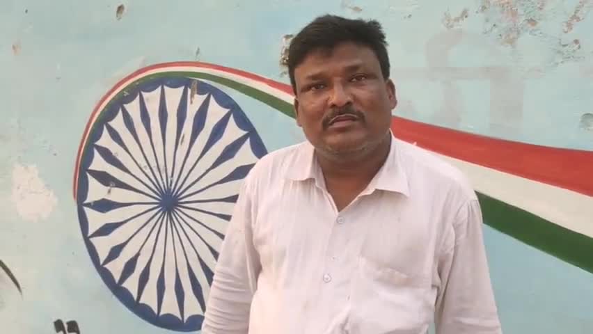 नवाबगंज: इलाहाबाद HC द्वारा नेताओं की भाषा पर की गई टिप्पणी पर बोले BJP नेता-जनता से हमेशा सभ्य भाषा में करनी चाहिए बात #राजनेता