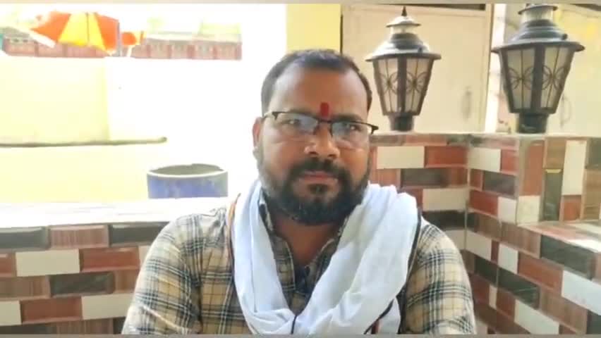 हमीरपुर: हमारे क्षेत्र में राजनेताओं द्वारा मर्यादित भाषा का प्रयोग किया जाता है: व्यापार मंडल नगर अध्यक्ष महेश गुप्ता #राजनेता