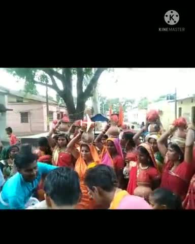 राघोपुर: #दक्षिण@ कालिका मंदिर में# #मूर्ति स्थापना के लिए कलश #शोभायात्रा@ निकाला गया #