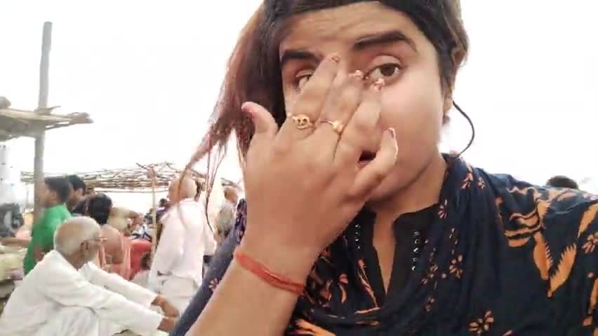 कछला गंगा घाट में जिला बदायूं क्वीन vaishnavi patel#vaishnavipatel #budaunqueenvaishnavi