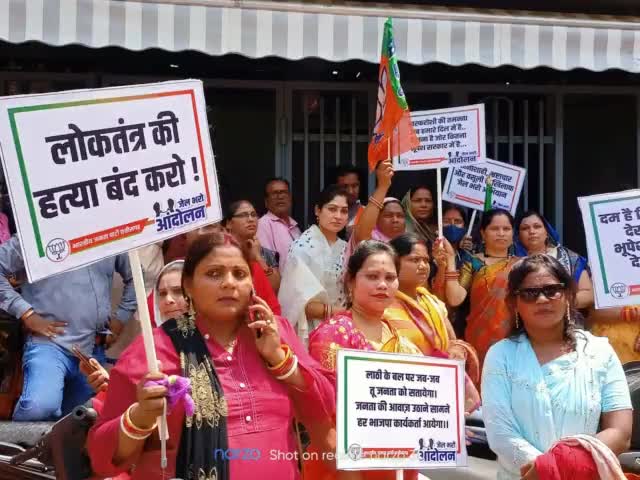 आज दोनों ही पक्ष आये थे तैयारियों के साथ
वो लाठियों के साथ,हम छातियों के साथ...

#जेल_भरो_आंदोलन