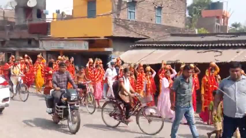 #जंदाहा के चकमहदीन गांव में 7 दिनों का भागवत कथा का आयोजन किया जा रहा है जो कि 16 तारीख से लेकर 23 तारीख तक चलेगा