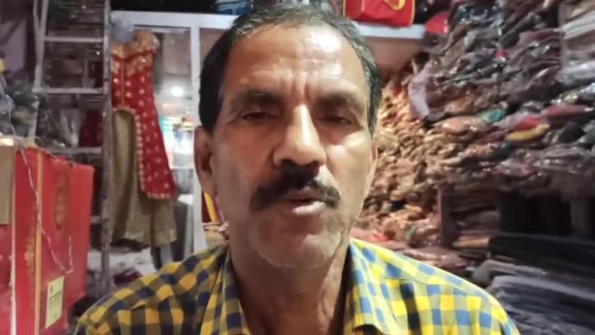 मधुबन: समाजसेवी बृजेश मल्ल ने कहा-कुछ पति दहेज को लेकर पत्नियों को सताते हैं #दंपत्ति