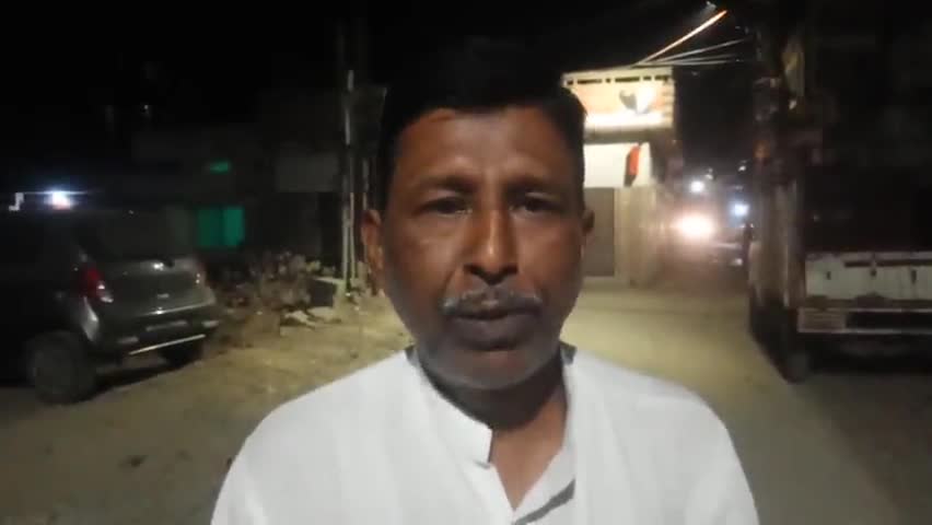 फटी जीन्स पर पूर्व पार्षद विकास चंद्र तिवारी ने कहा-फटी जीन्स हमारी संस्कृति के खिलाफ #जीन्स