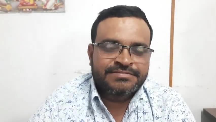 औरैया: उत्तराखंड के पूर्व CM के बयान पर समाजसेवी ने कहा-फटे कपड़े पहनने से देश की छवि होती है खराब #जीन्स