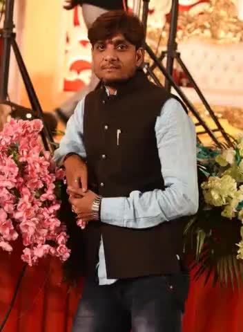#उसी #से #बांध #कर #बैठे #है #सारी #उम्मीदे
#वो #जिंदगी #जो #किसी #से #वफ़ा #नहीं #करती