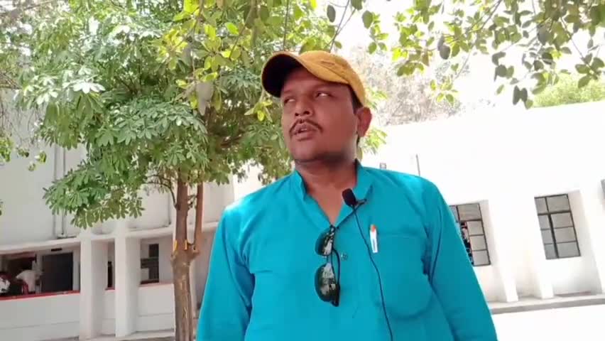पाली: घरेलू LPG सिलिंडर के दाम बढ़ने पर युवा पत्रकार ने कहा-सरकार सिलिंडर के दामों को करे सीमित #सिलिंडर