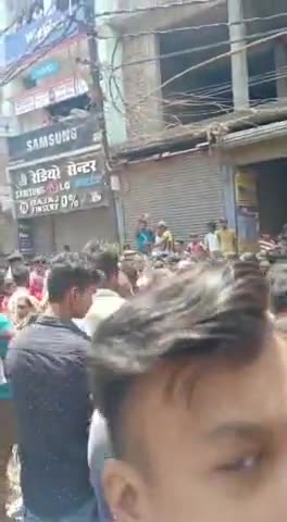 पटना ग्रामीण: पटना सिटी में महावीर घाट से लेकर कंगम् घाट तक अंतिकारा हटने के करना हंगामा करते लोग#patna_bihar_news #patna_city