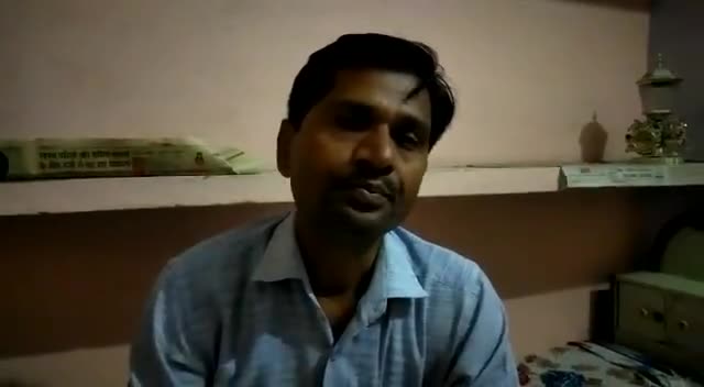औरैया: पेट्रोल-डीजल के दाम में हुई कटौती पर समाजसेवी ने कहा - राज्य सरकारें भी VAT में कमी कर लोगों को राहत दें #पेट्रोल_डीज़ल