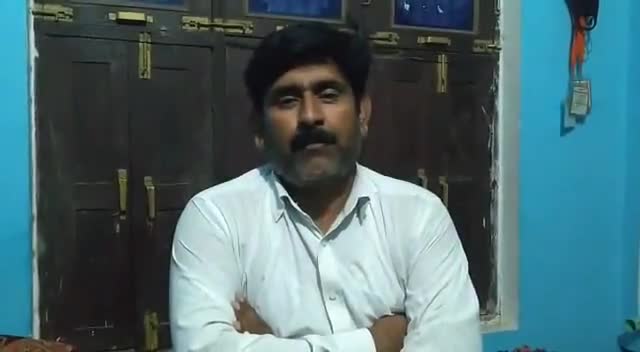 रामनगर: पूर्व सीएम तीरथ सिंह के बयान पर भाजपा नेता जितेंद्र मिश्रा ने कहा- फैशन के नाम पर फटे कपड़े पहन रहे लोग #जीन्स